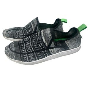 Sanuk men’s Chiba Quest Knit Sneaker size 12